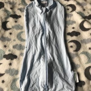 0-3m zip up swaddle